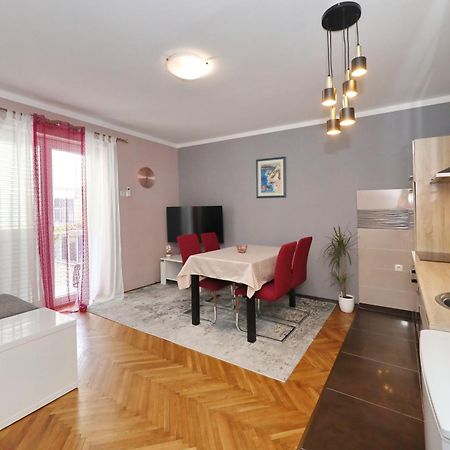 City Apartment Marcela Zadar Exteriör bild